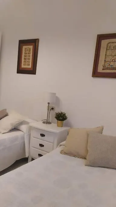 Cozy Penthouse Malaga Center, Car Park Included-Caspal 0*,  ספרד